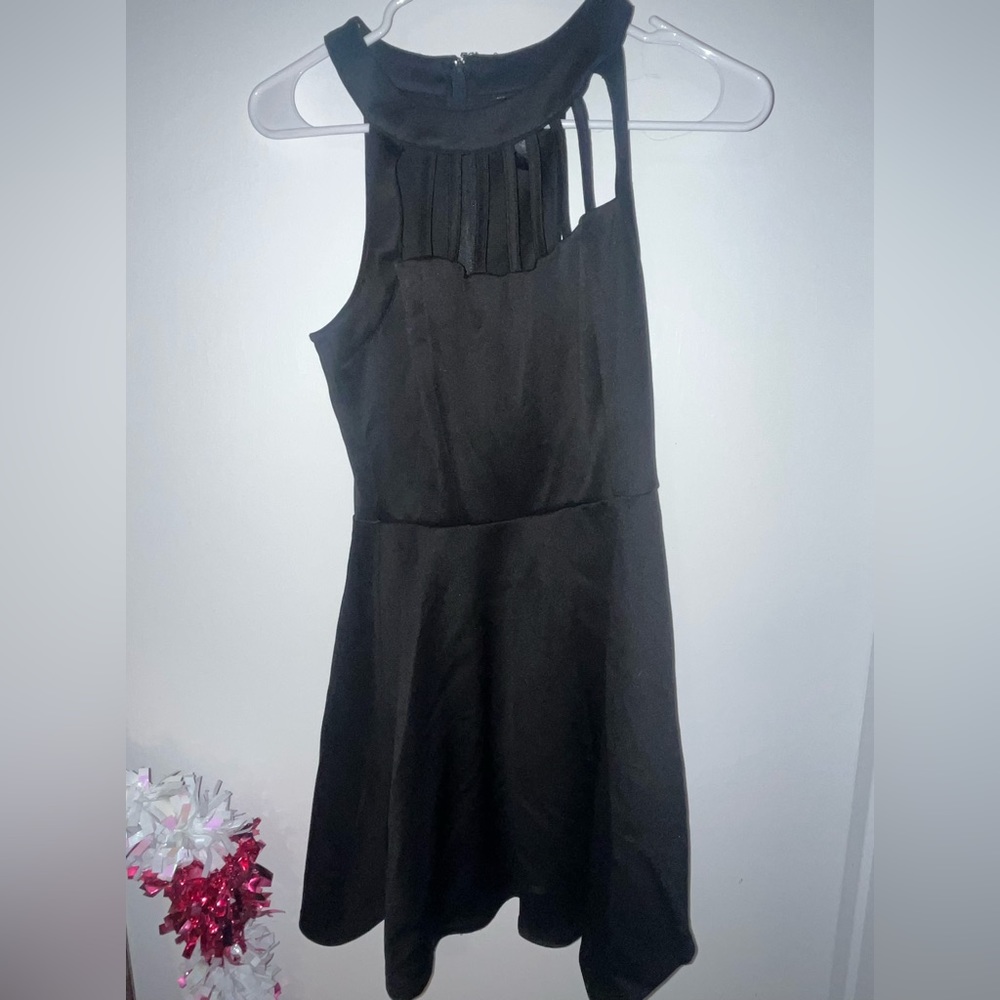 Black sleeveless dress size 3